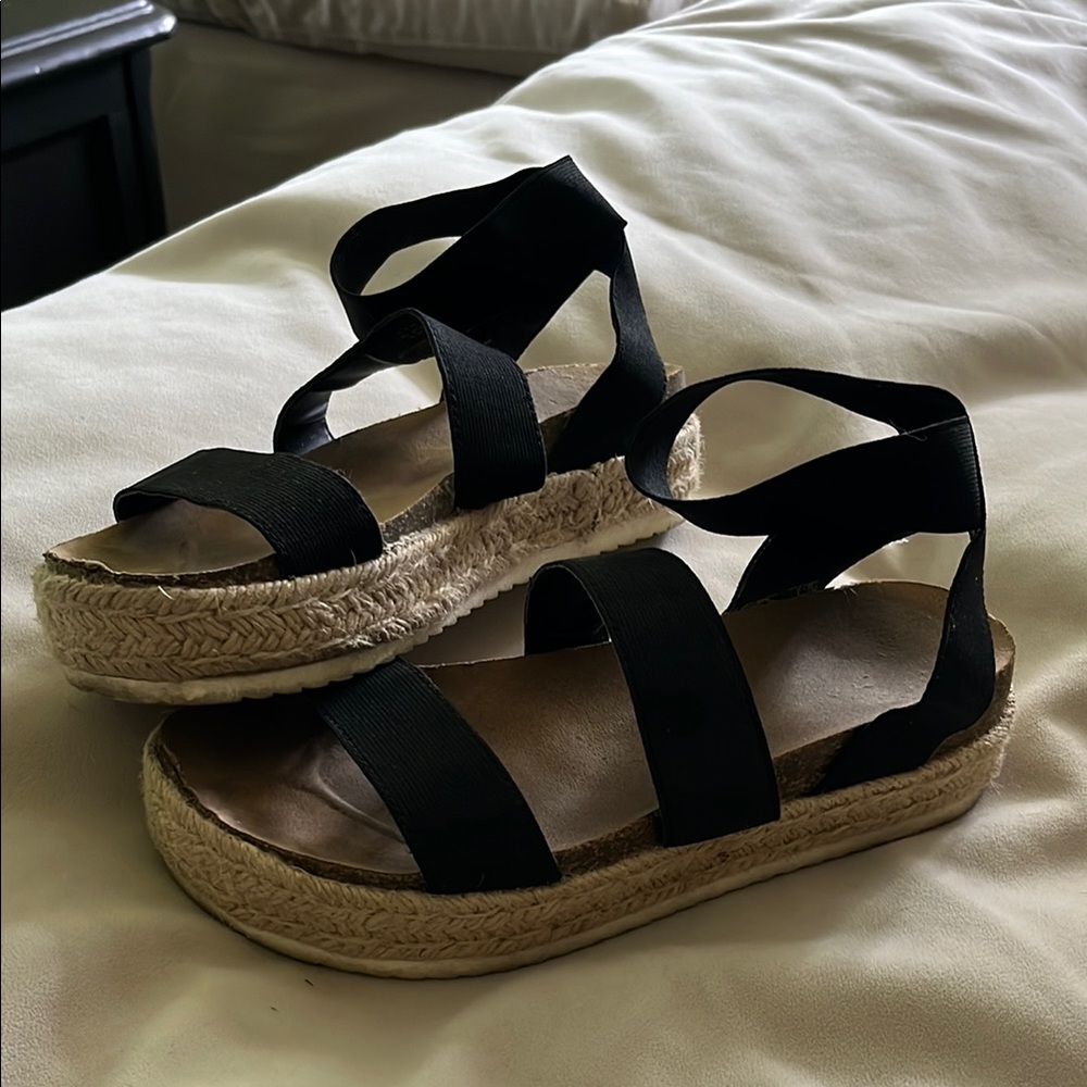 Time and Tru Black Platform Sandals